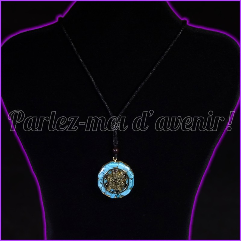 Pendentif Orgonite Turquoise, Grenat, Sceau de Metatron et Feuilles d'Or