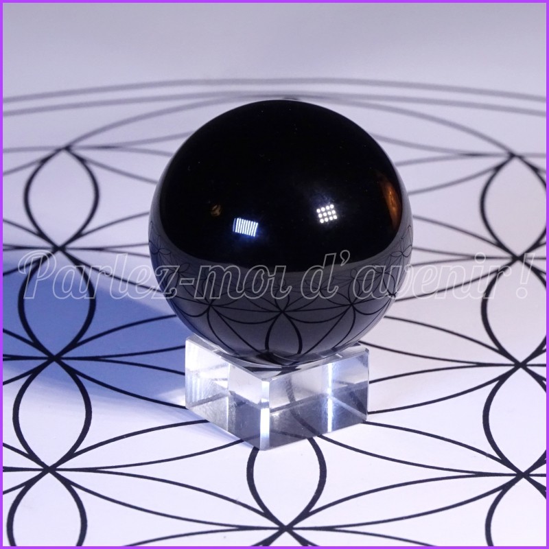 Boule d'Obsidienne Noire + petit support en verre offert