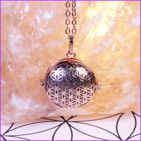 Pendentif/collier de protection  "SOUFFLE DE FLEUR DE VIE"