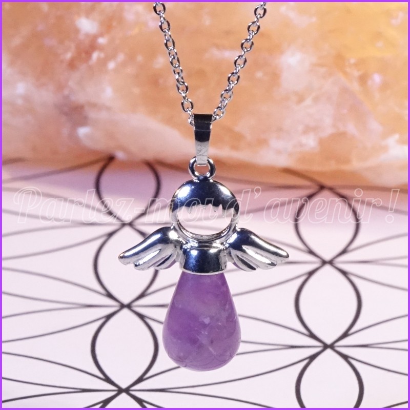 Pendentif Ange et goutte d'Améthyste monté avec une chaînette tour de cou