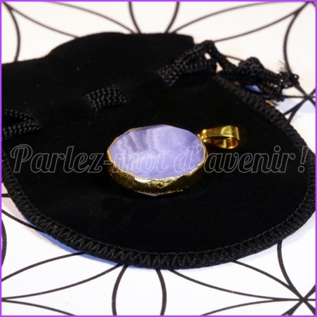 Pendentif de protection en CALCEDOINE BLEUE