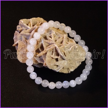 Protective bracelet with moonstone beads