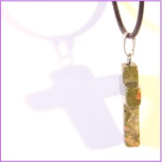 Tour de cou pendentif de protection CROIX EN PIERRE D'HELIOTROPE 2