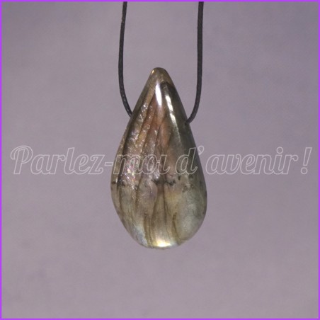 Pendentif LABRADORITE de Madagascar