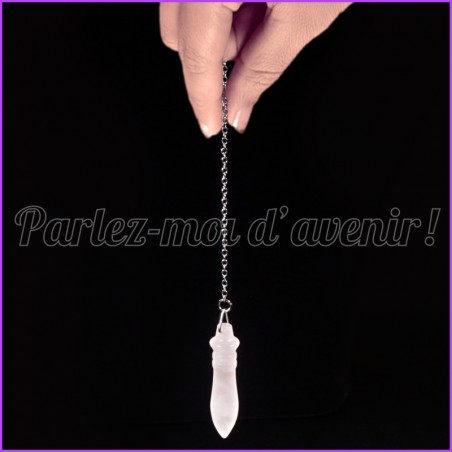 Pendule égyptien en pierre naturelle de quartz rose clair et petite pochette